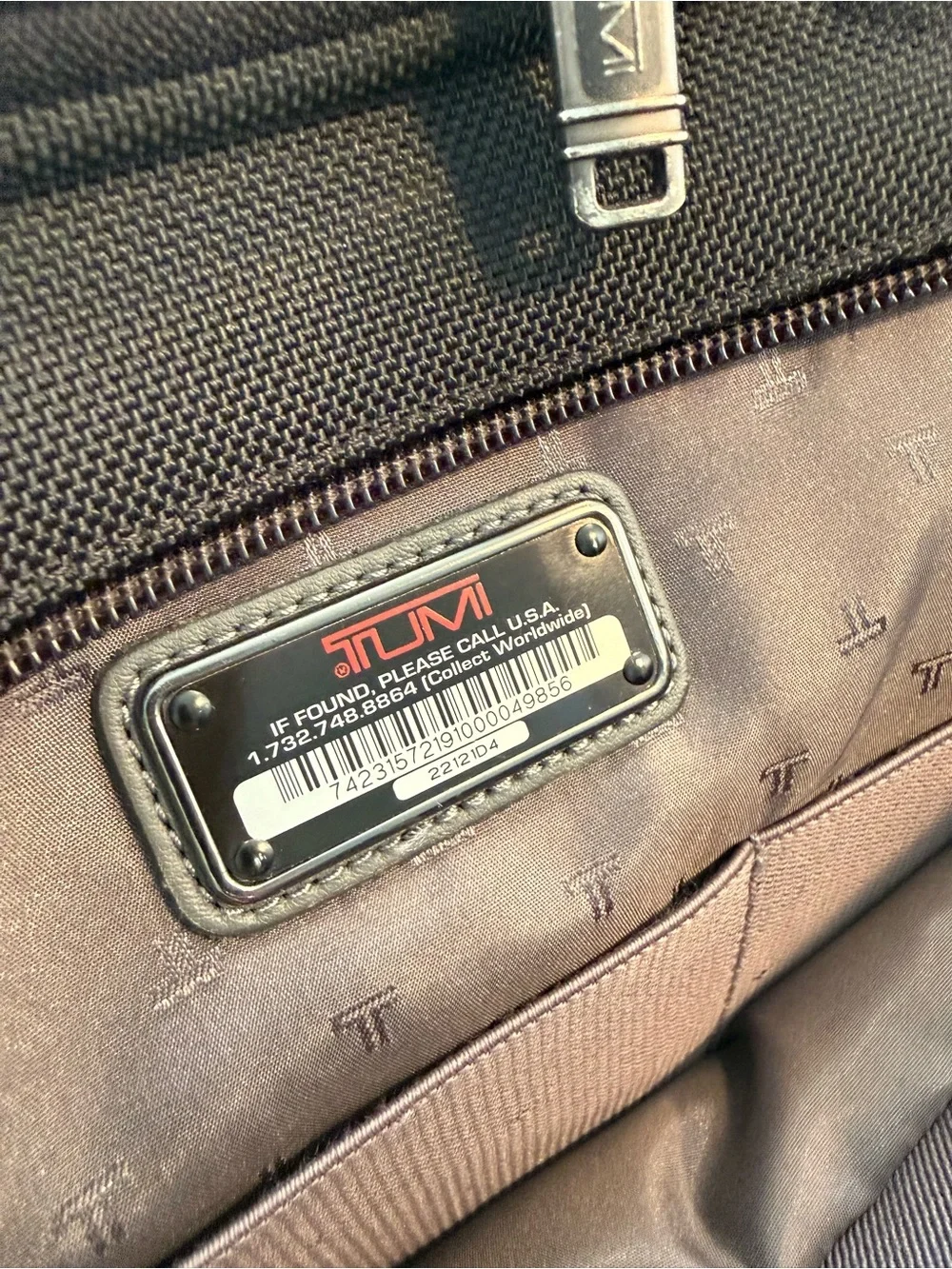 Black Men's Tumi Alpha expandable travel briefcase. Large.